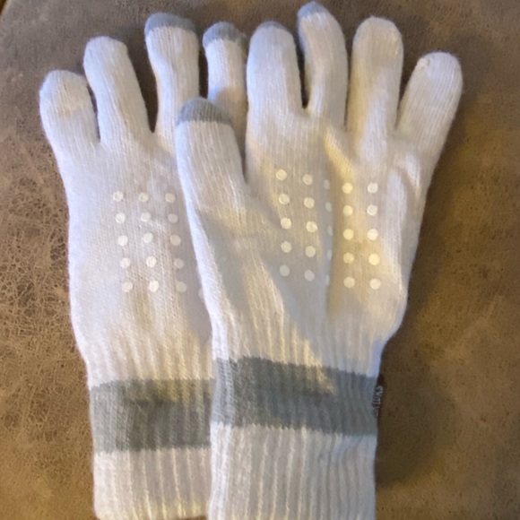 WOMEN'S MUK LUKS TOUCHSCREEN GRAY GLOVES ONE SIZE - Picture 2 of 5